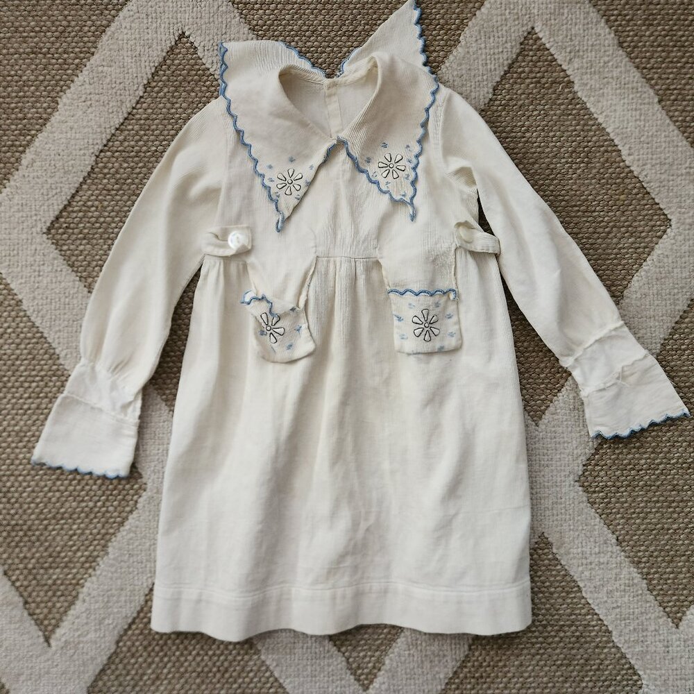 Handmade Girls Size 8-10 Little Girls Dress Scalloped Collar Pockets